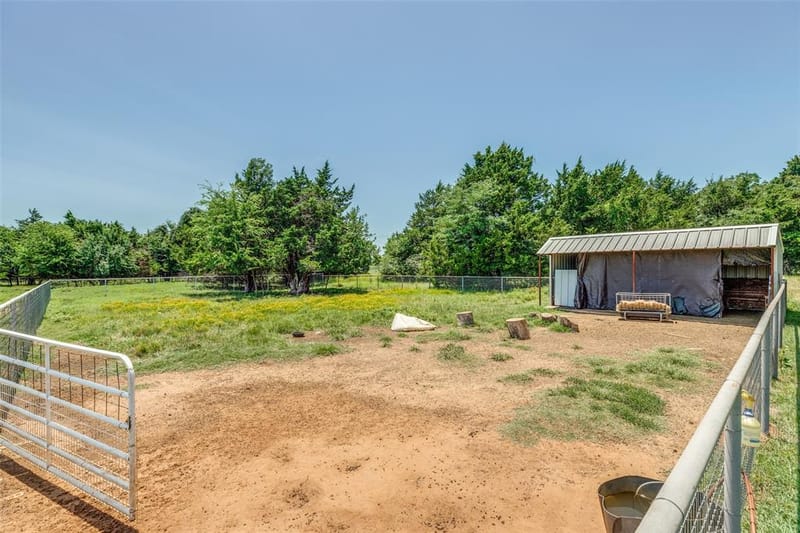 76 Spout Springs Road, Pottsboro TX 75076 - Photo 35