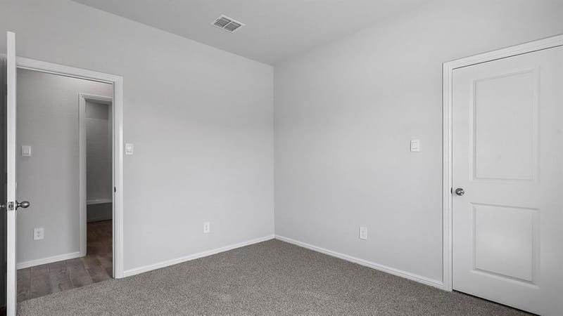 411 SUNDAY SILENCE Way, Granbury TX 76049 - Photo 35