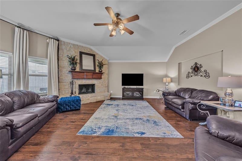 404 Bryn Mawr Lane, Van Alstyne TX 75495 - Photo 20