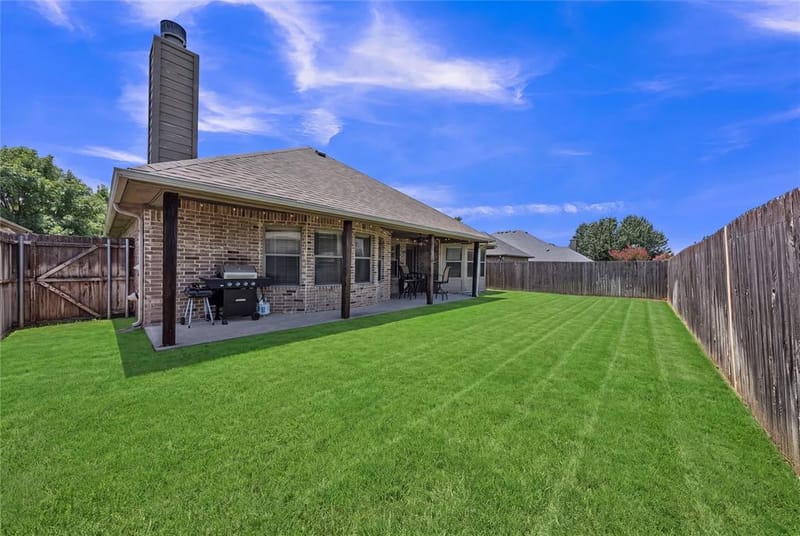 404 Bryn Mawr Lane, Van Alstyne TX 75495 - Photo 31