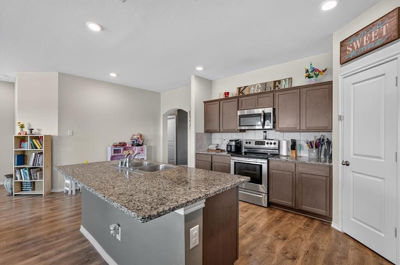 801 Turnbuckle Court, Royse City TX 75189 - Photo 8