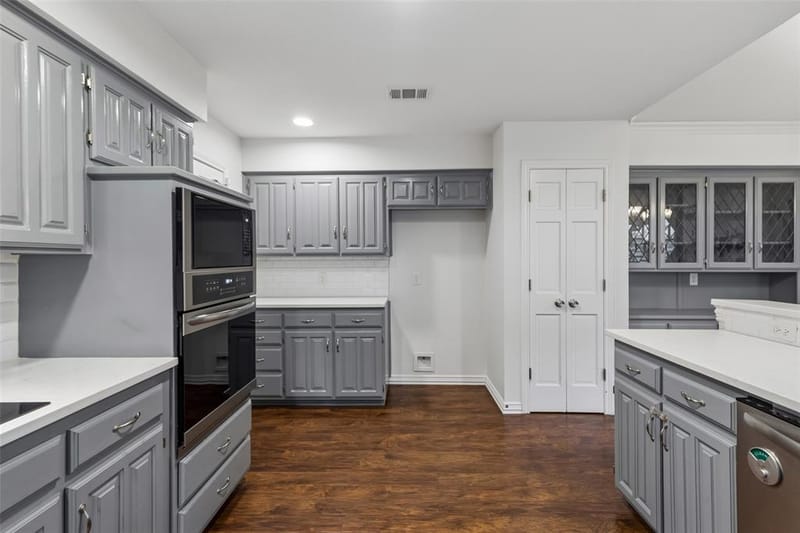 2507 Mandy Way, Arlington TX 76017 - Photo 13