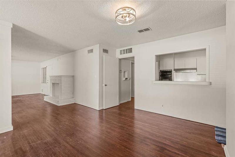 4509 Donnelly Avenue, Fort Worth TX 76107 - Photo 11