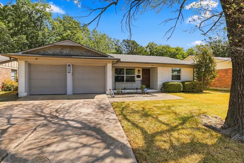 2325 N Lockhart Street, Sherman TX 75092 - Photo 6