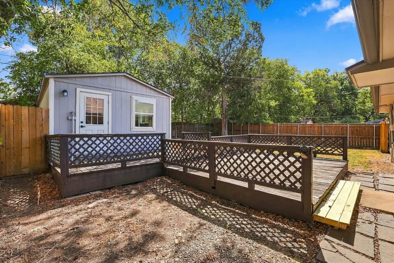 2325 N Lockhart Street, Sherman TX 75092 - Photo 22