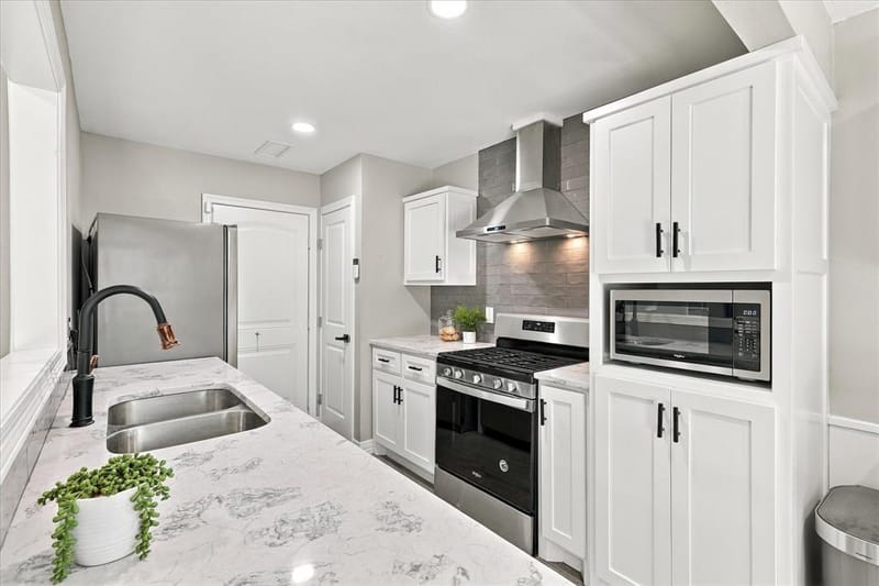 2325 N Lockhart Street, Sherman TX 75092 - Photo 4