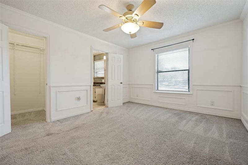 221 Linda Lane, Irving TX 75062 - Photo 17