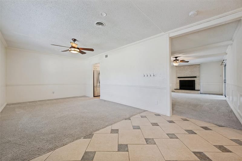 221 Linda Lane, Irving TX 75062 - Photo 9
