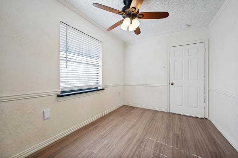 221 Linda Lane, Irving TX 75062 - Photo 19