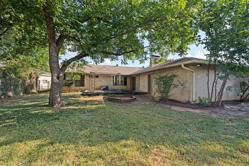 221 Linda Lane, Irving TX 75062 - Photo 25