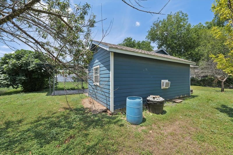 403 Dallas, Waco TX 76704 - Photo 20