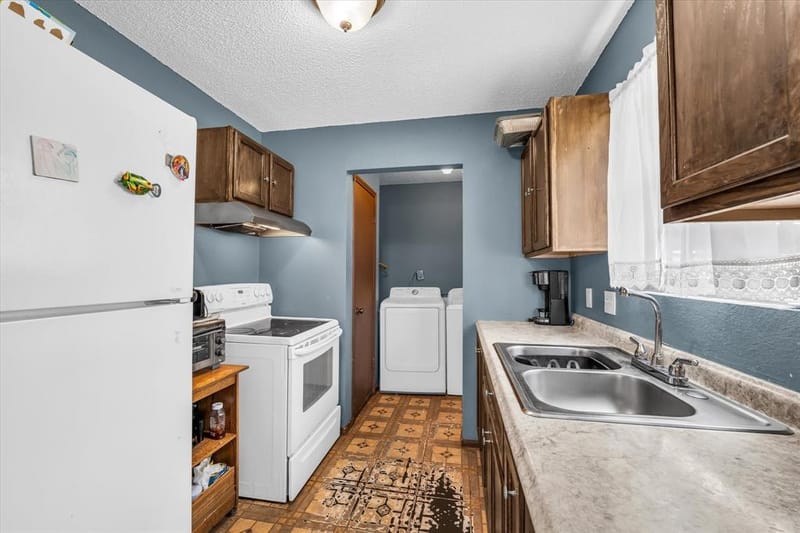 403 Dallas, Waco TX 76704 - Photo 9