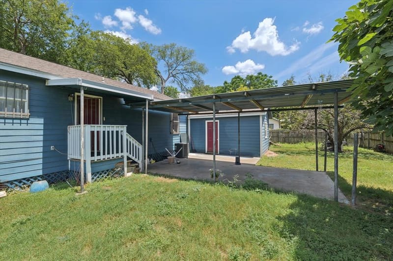 403 Dallas, Waco TX 76704 - Photo 4