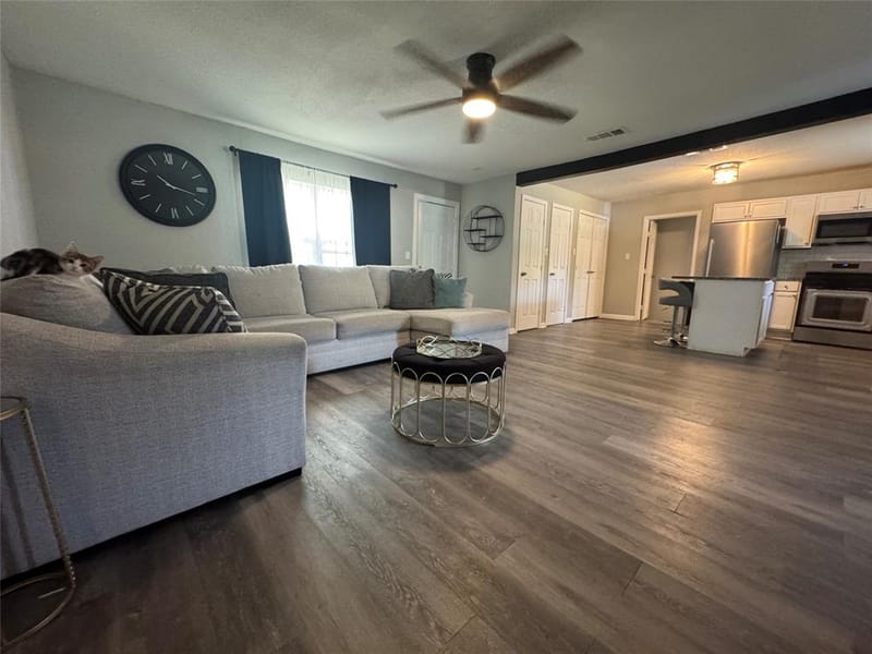 105 S Lakeview Drive, Lacy Lakeview TX 76705 - Photo 7