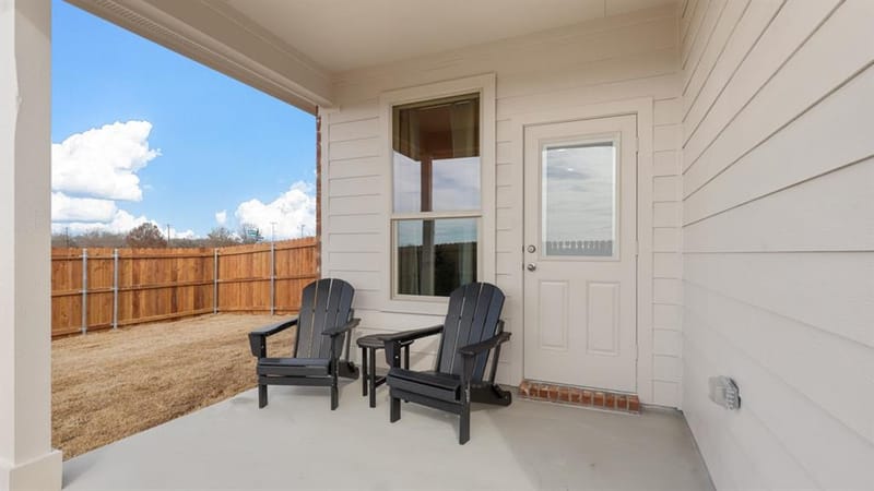 1900 PREAKNESS Drive, Granbury TX 76049 - Photo 35