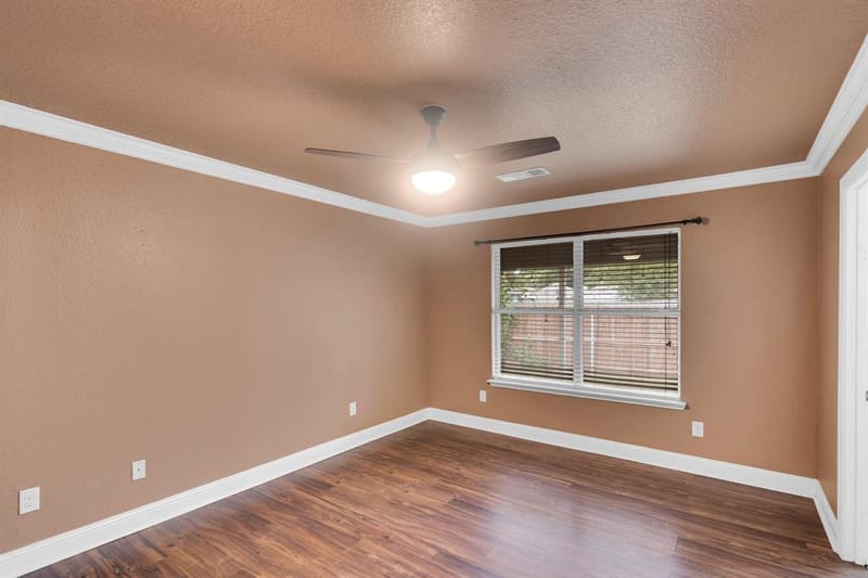 1006 Darren Drive, Burleson TX 76028 - Photo 16