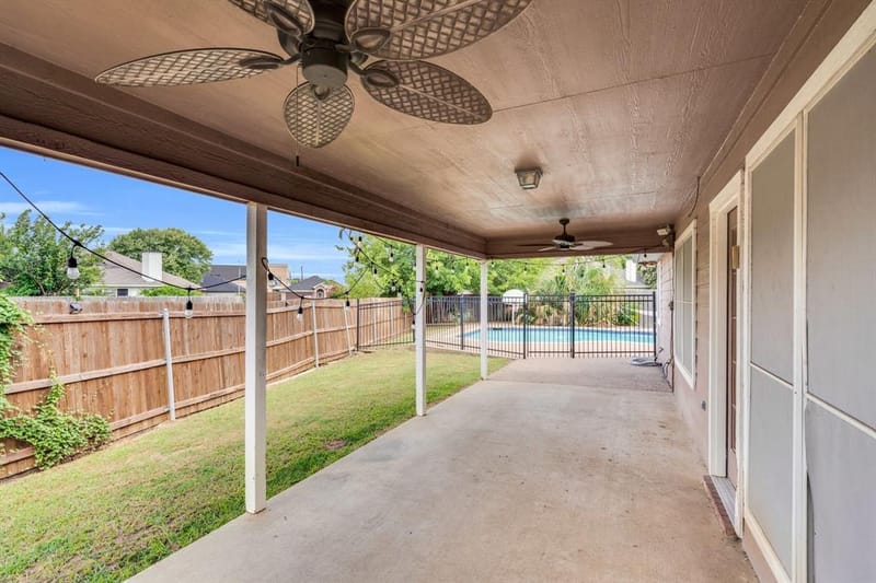 1006 Darren Drive, Burleson TX 76028 - Photo 30