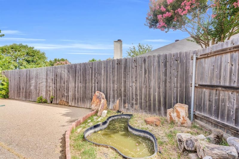 1006 Darren Drive, Burleson TX 76028 - Photo 33