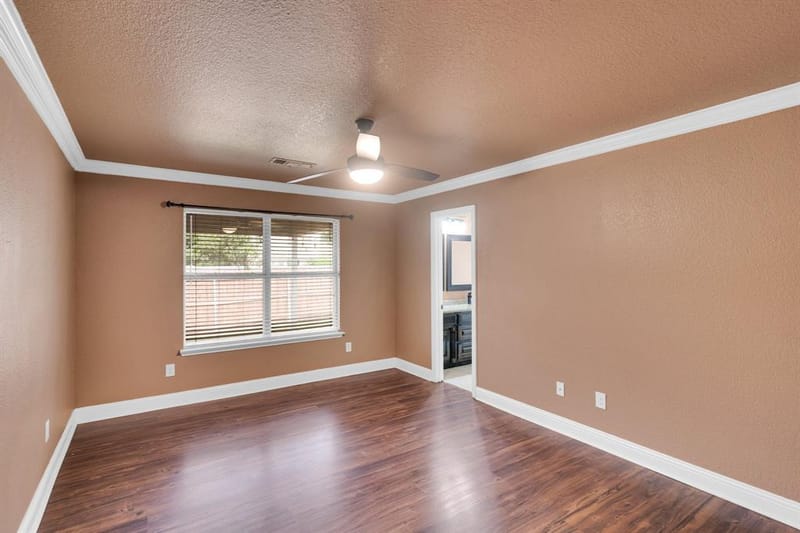 1006 Darren Drive, Burleson TX 76028 - Photo 14