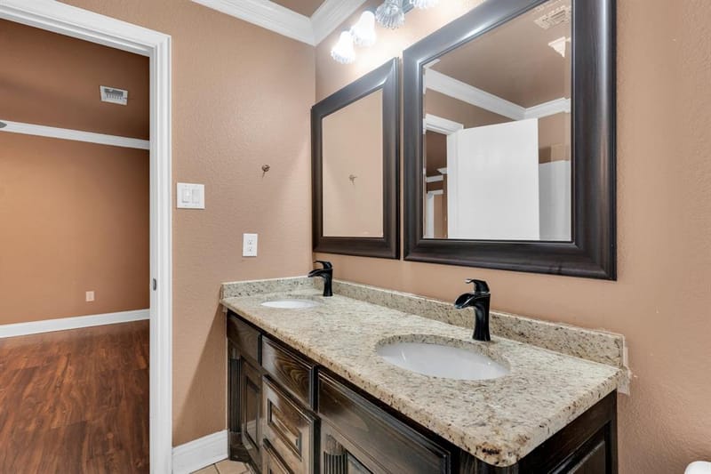 1006 Darren Drive, Burleson TX 76028 - Photo 18