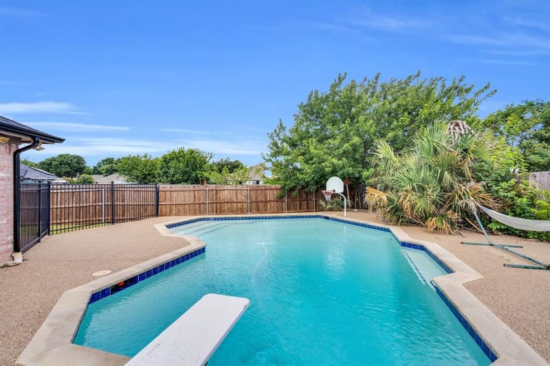1006 Darren Drive, Burleson TX 76028 - Photo 37