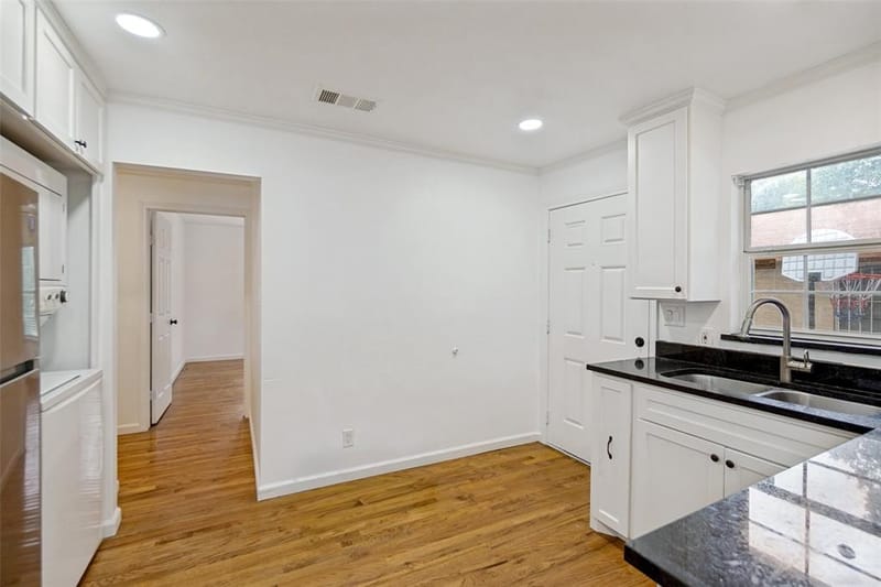 1823 Michigan Avenue, Dallas TX 75216 - Photo 13