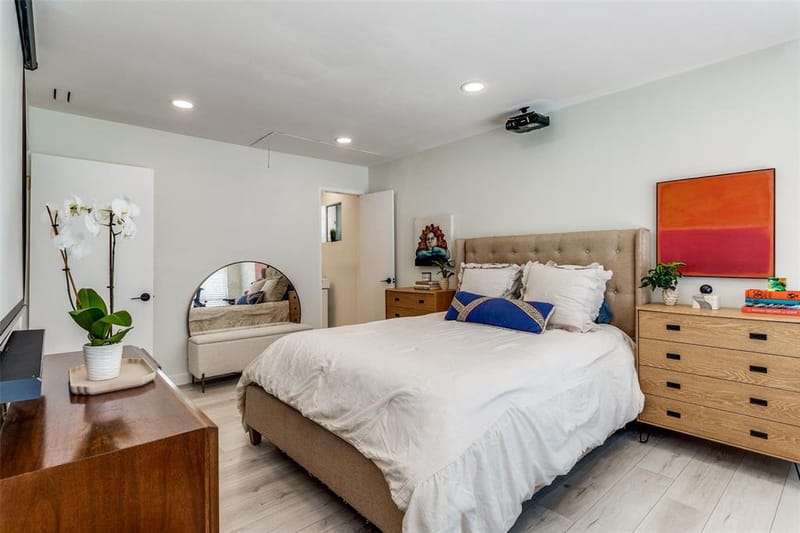 11122 Valleydale # D, Dallas TX 75230 - Photo 9