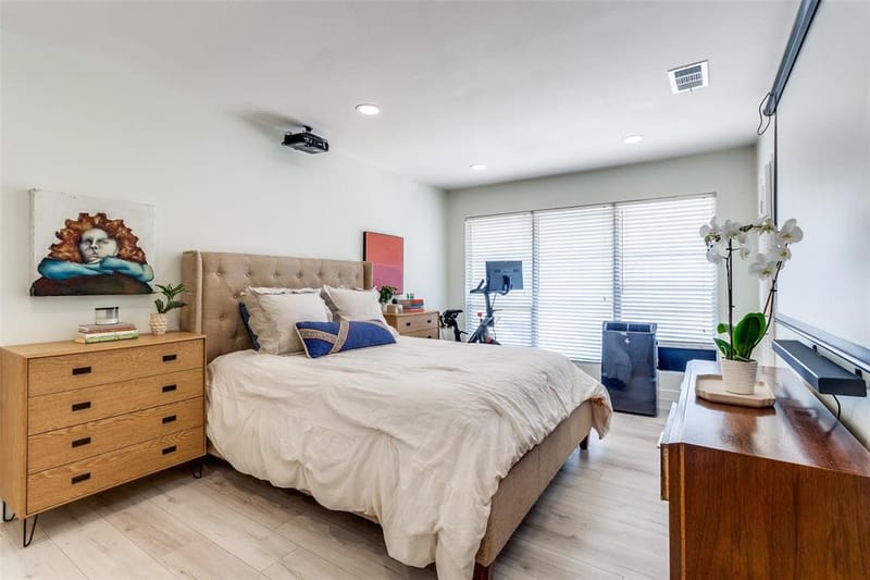 11122 Valleydale # D, Dallas TX 75230 - Photo 10