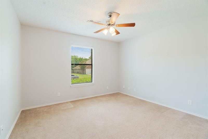 140 SE 49th Street, Paris TX 75462 - Photo 17