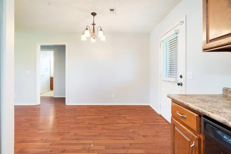 140 SE 49th Street, Paris TX 75462 - Photo 7