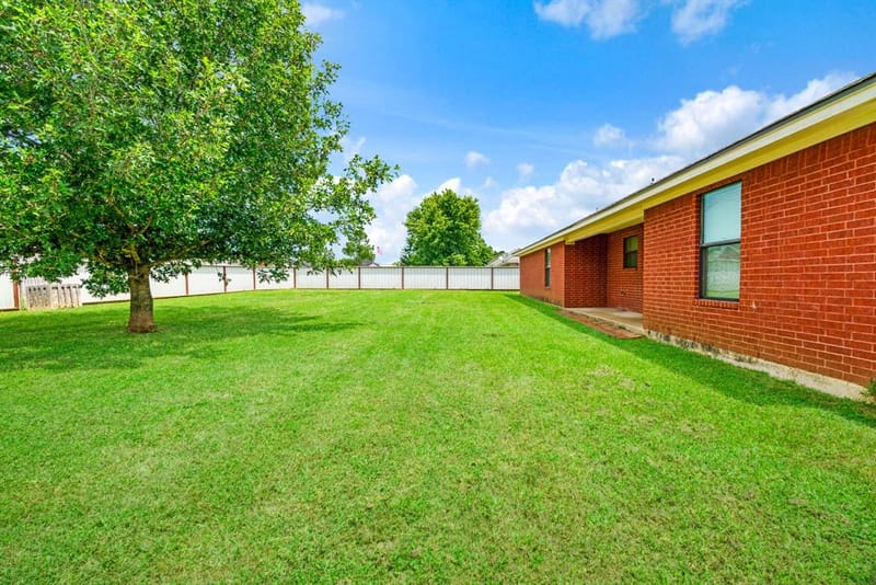 140 SE 49th Street, Paris TX 75462 - Photo 18