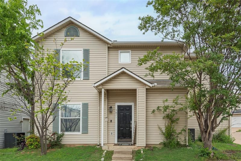 301 Ensenada Plaza, Dallas TX 75211 - Photo 3