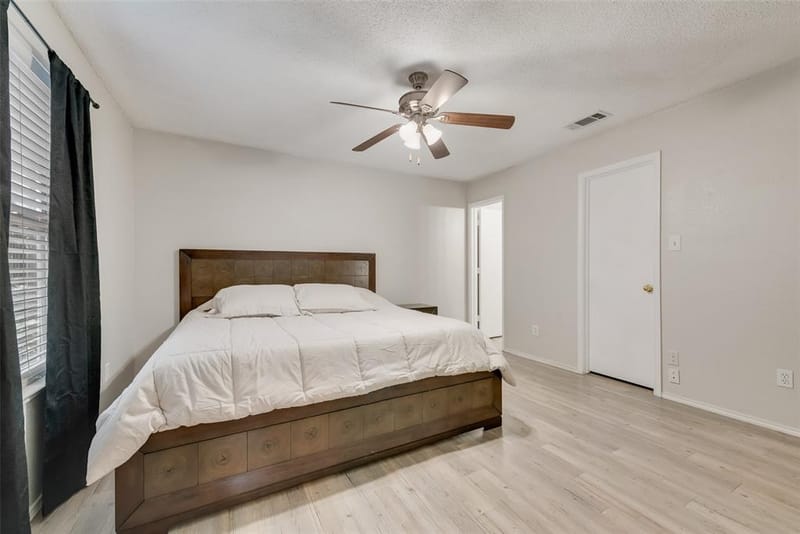 301 Ensenada Plaza, Dallas TX 75211 - Photo 20