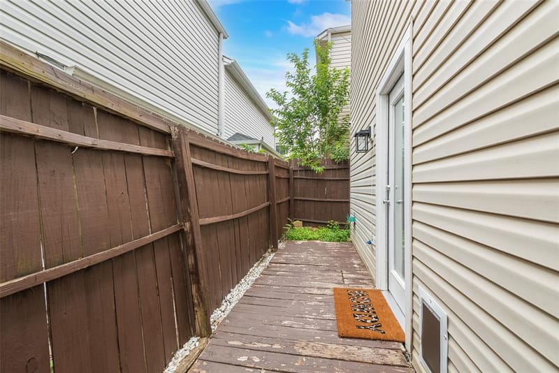 301 Ensenada Plaza, Dallas TX 75211 - Photo 29