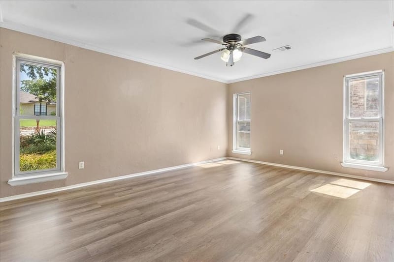 1820 Green Ridge Court, Carrollton TX 75007 - Photo 13