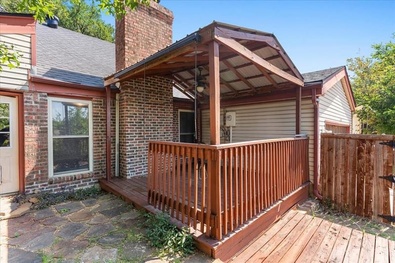 1820 Green Ridge Court, Carrollton TX 75007 - Photo 24
