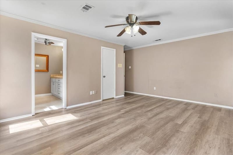 1820 Green Ridge Court, Carrollton TX 75007 - Photo 15