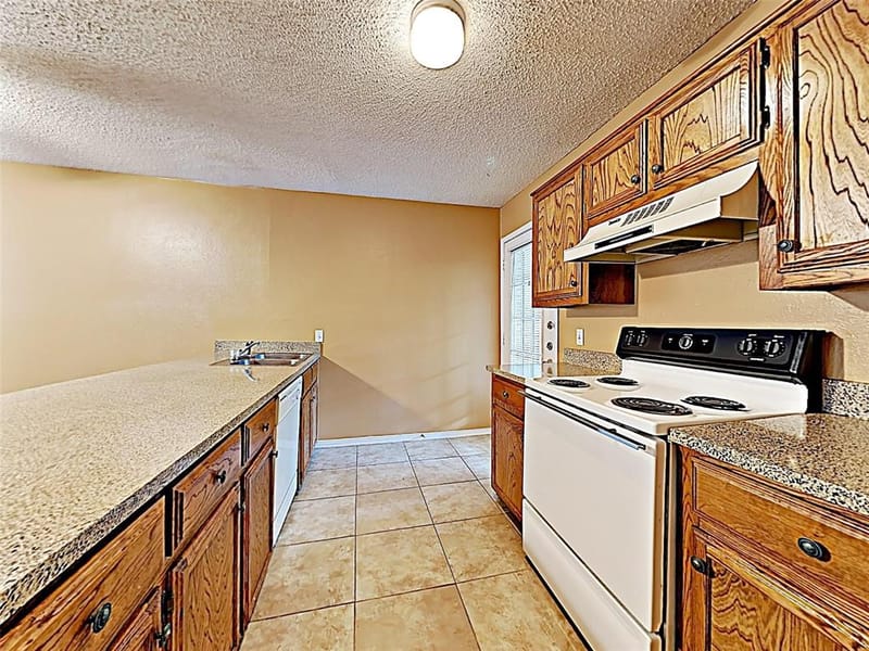 146 Austin Stone Drive, Duncanville TX 75137 - Photo 3