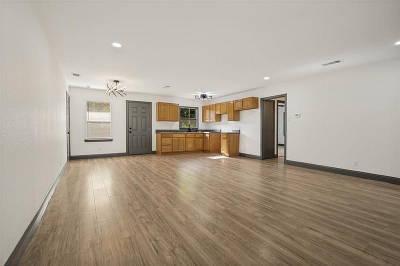 3910 Vanette Lane, Dallas TX 75216 - Photo 6