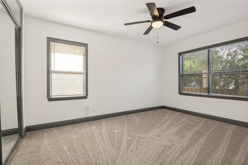 3910 Vanette Lane, Dallas TX 75216 - Photo 14