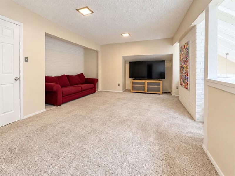 29 Oakbrook Drive, Lewisville TX 75057 - Photo 23