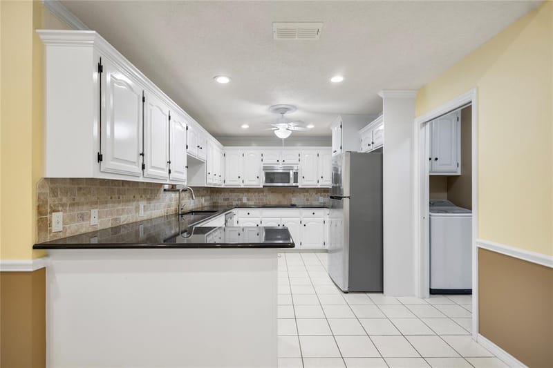121 Crestview Street, Chandler TX 75758 - Photo 4
