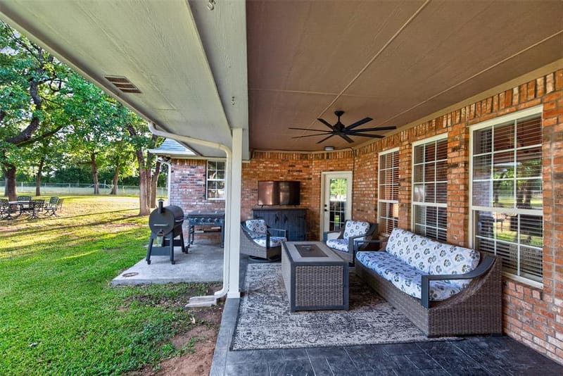443 County Road 3342, Paradise TX 76073 - Photo 24