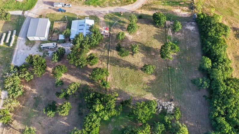 443 County Road 3342, Paradise TX 76073 - Photo 31