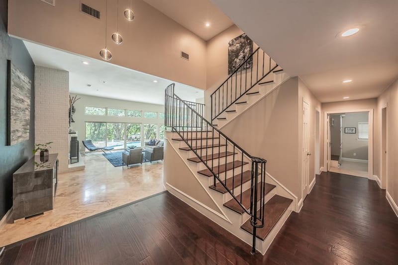 1406 Riverview Drive, Arlington TX 76012 - Photo 6