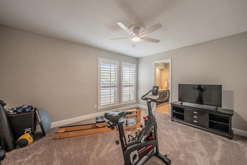 1406 Riverview Drive, Arlington TX 76012 - Photo 26