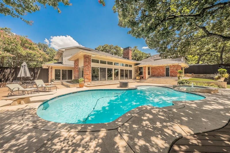 1406 Riverview Drive, Arlington TX 76012 - Photo 32