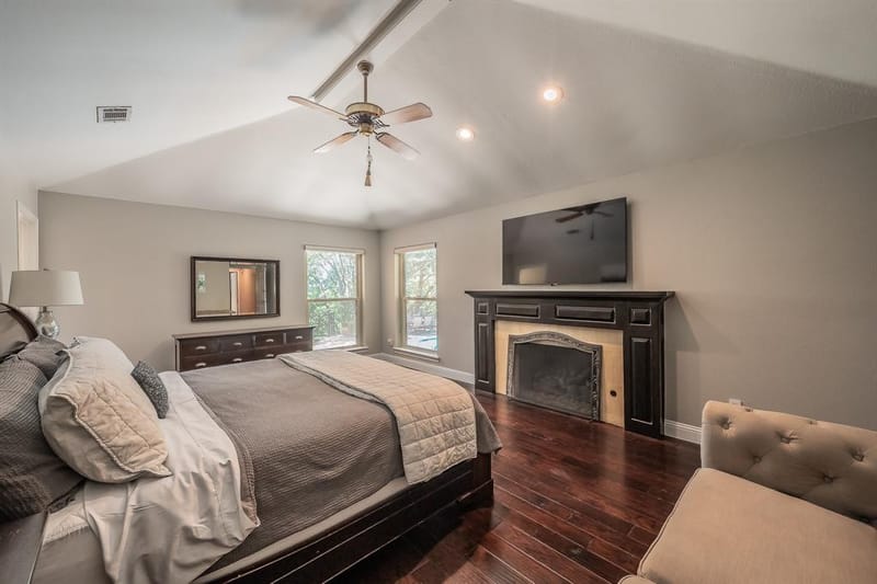 1406 Riverview Drive, Arlington TX 76012 - Photo 20