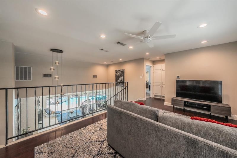 1406 Riverview Drive, Arlington TX 76012 - Photo 25