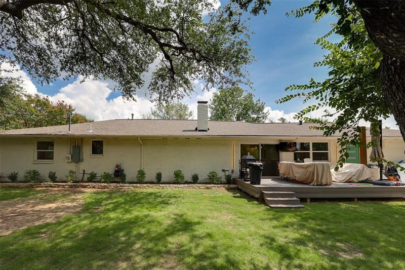 3631 Coral Gables Drive, Dallas TX 75229 - Photo 2